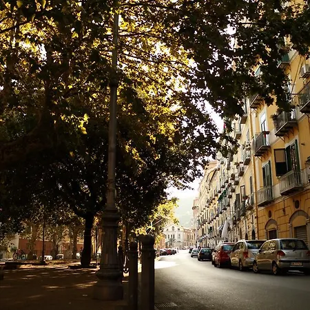 Piazza Alario Lejlighed